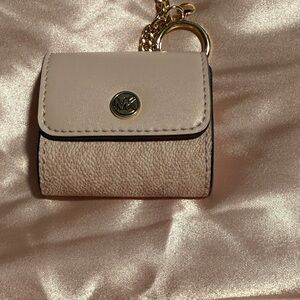 Michael Kors Cream and Gold Leather Key & Card Holder air pod holder